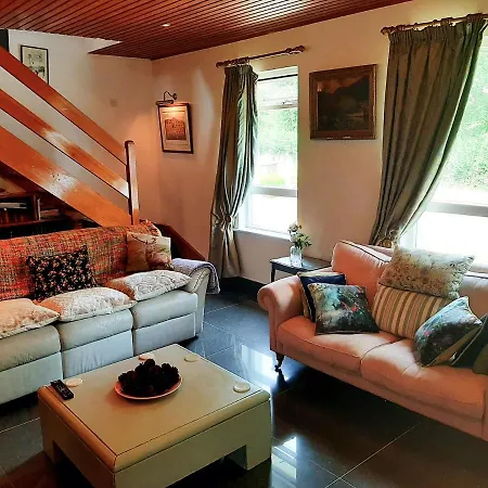 Jackson's Riverside Retreat * Ballybofey